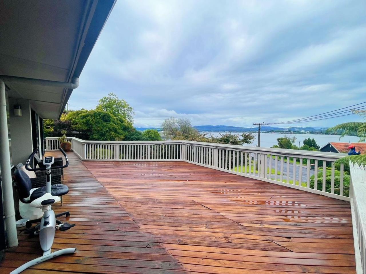 Premium Lake View Home Rotorua Buitenkant foto